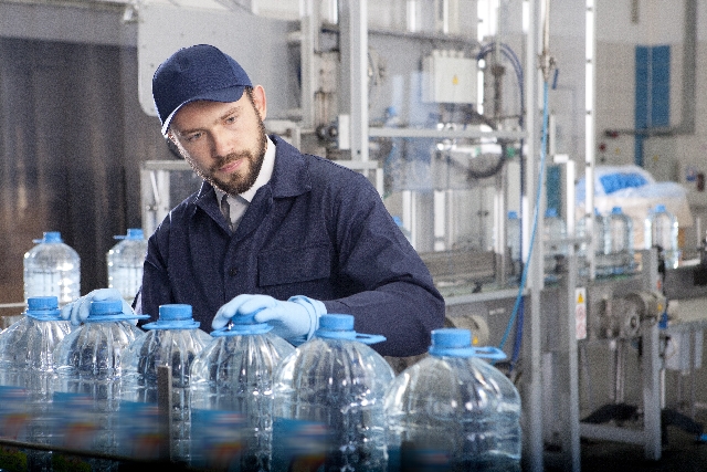 �l�C�̌����E�H�[�^�[�T�[�o�[���˔\����